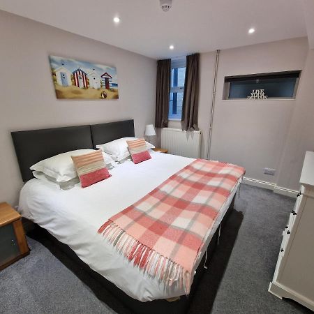 Kimberley House Hotel Уитби Екстериор снимка