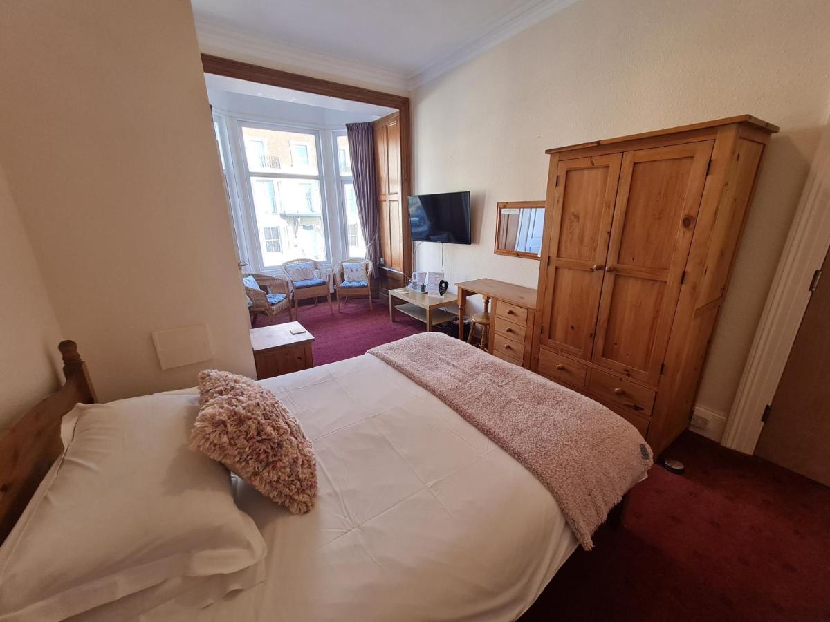 Kimberley House Hotel Уитби Екстериор снимка