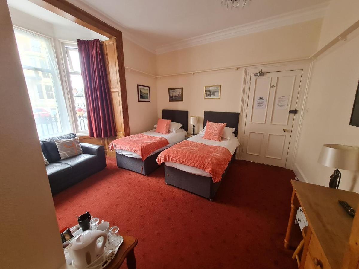 Kimberley House Hotel Уитби Екстериор снимка
