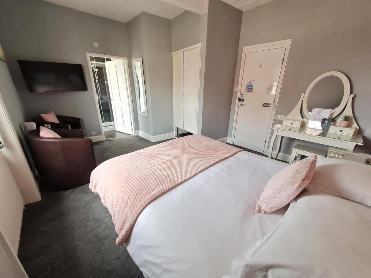 Kimberley House Hotel Уитби Екстериор снимка