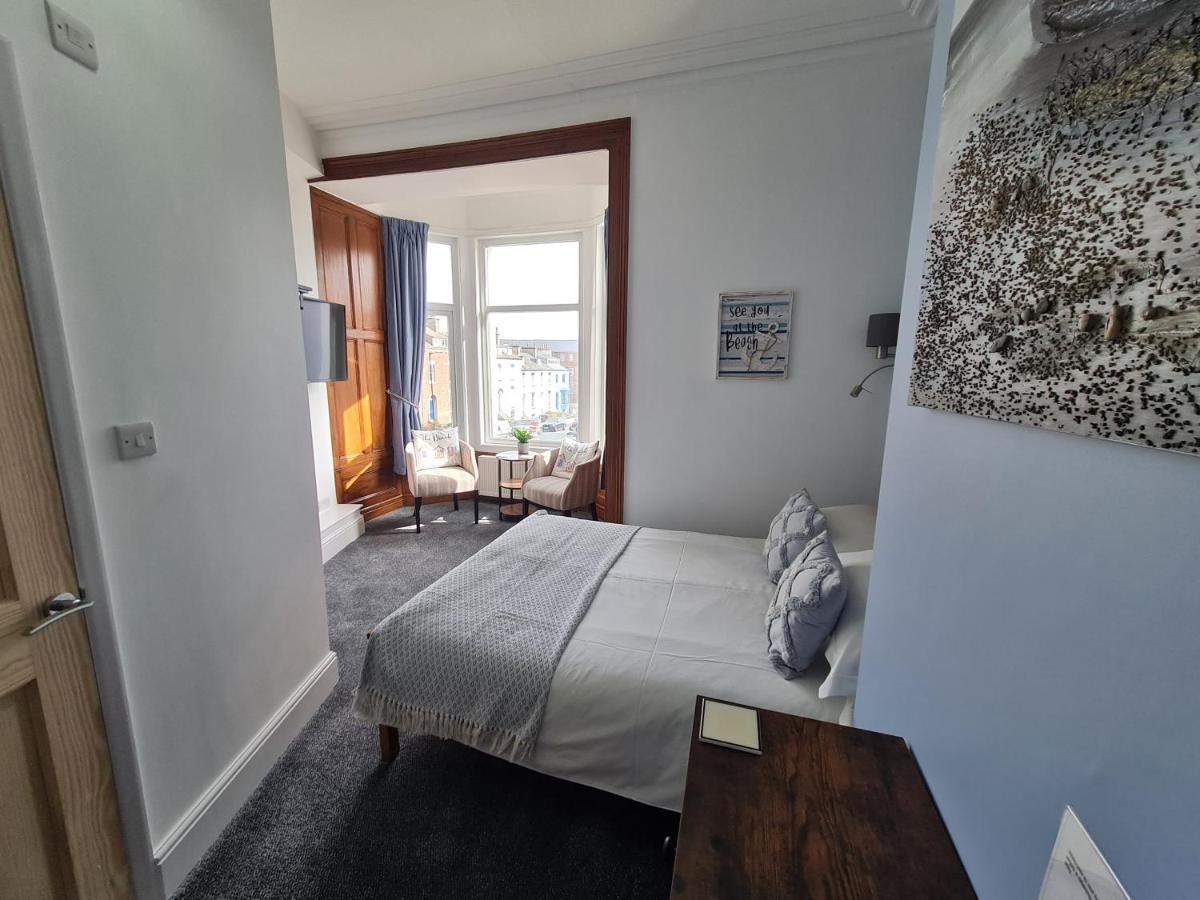 Kimberley House Hotel Уитби Екстериор снимка