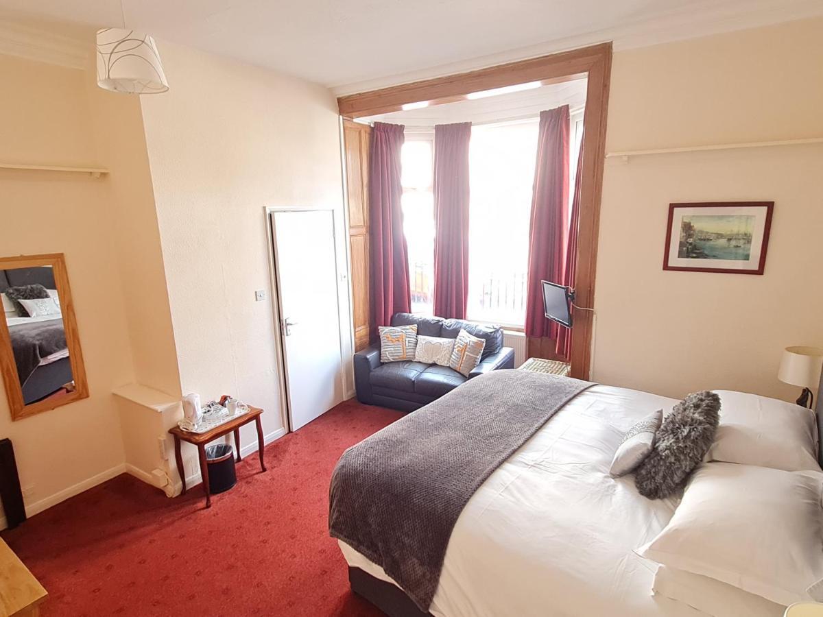 Kimberley House Hotel Уитби Екстериор снимка