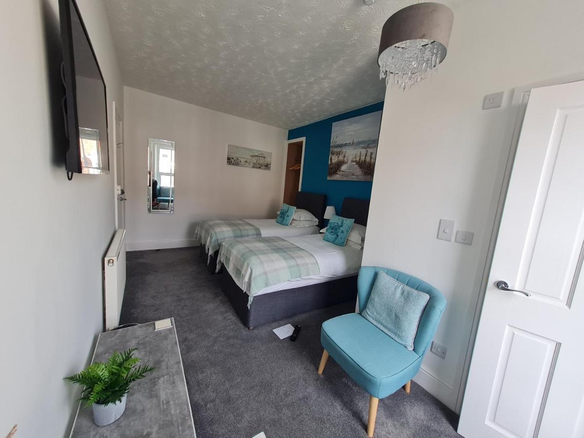 Kimberley House Hotel Уитби Екстериор снимка