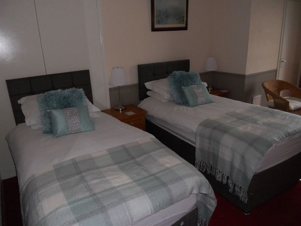 Kimberley House Hotel Уитби Екстериор снимка