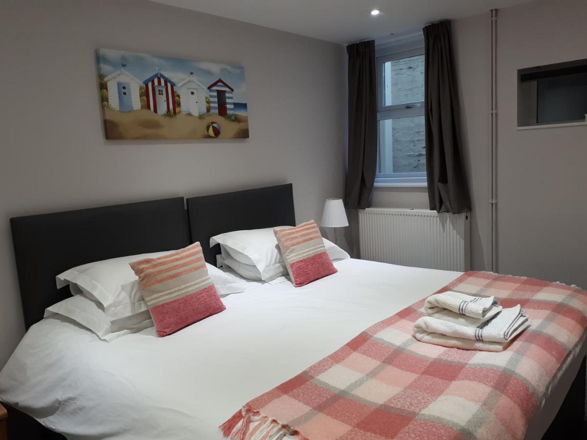 Kimberley House Hotel Уитби Екстериор снимка